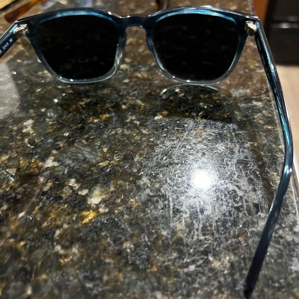 Costa Wearable Glasses with Blue sullivan black mirror lenses - Picture 5 of 9